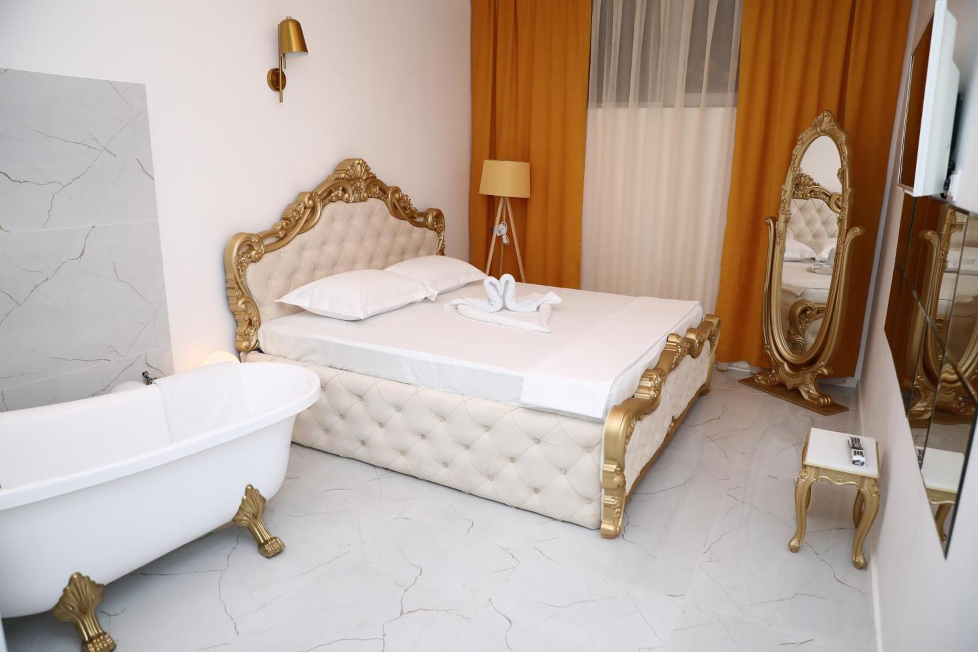 Hotel Gloria Ks Priştine Dış mekan fotoğraf