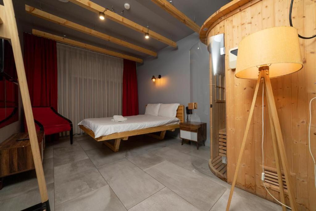 Hotel Gloria Ks Priştine Dış mekan fotoğraf